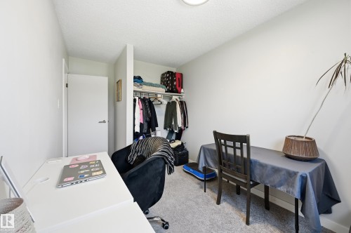 5677 137 Avenue Nw, Edmonton, AB 