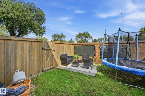 5677 137 Avenue Nw, Edmonton, AB 