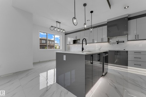 202 Linden Loop, Leduc, AB 