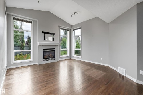 740 173 Street Sw, Edmonton, AB 