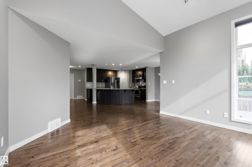 740 173 Street Sw, Edmonton, AB 