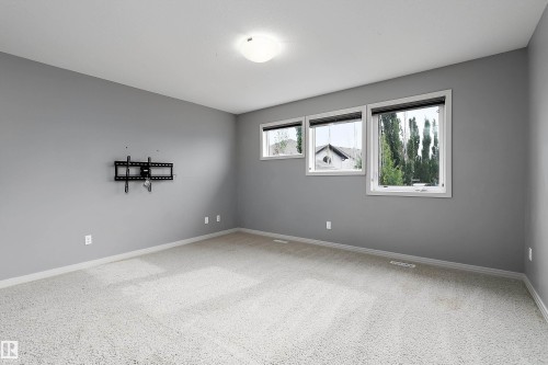740 173 Street Sw, Edmonton, AB 