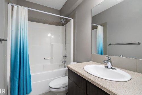 740 173 Street Sw, Edmonton, AB 