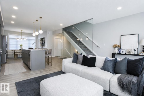 #82 50 Ebony Bv, Sherwood Park, AB - Indoor Photo Showing Living Room
