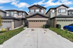 9450 PEAR Crescent SW Edmonton, AB T6X 2Z5