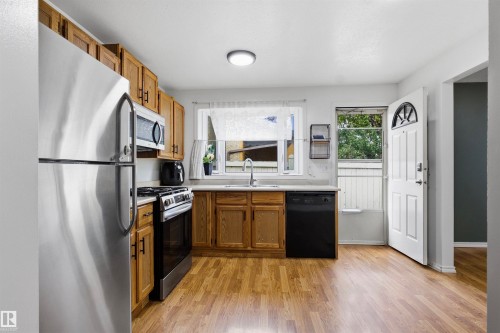 3803 12 Avenue Nw, Edmonton, AB 