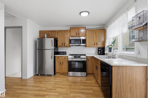 3803 12 Avenue Nw, Edmonton, AB 