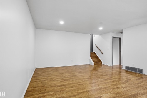 3803 12 Avenue Nw, Edmonton, AB 