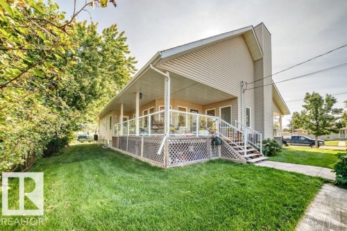 9802 102 Street, Morinville, AB 