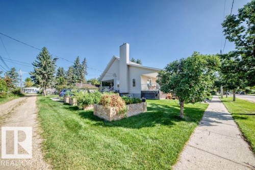 9802 102 Street, Morinville, AB 