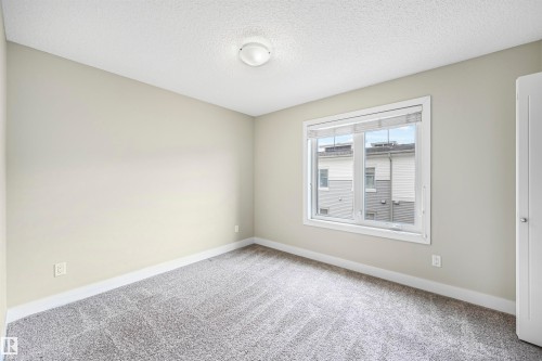 #102 804 Welsh Dr Sw, Edmonton, AB 