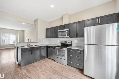 #102 804 Welsh Dr Sw, Edmonton, AB 