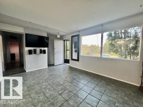 13908 135 Avenue Nw, Edmonton, AB 