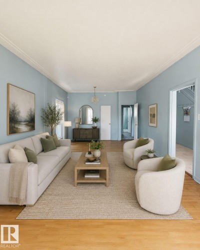 9526 106A Avenue Nw, Edmonton, AB - Indoor Photo Showing Living Room