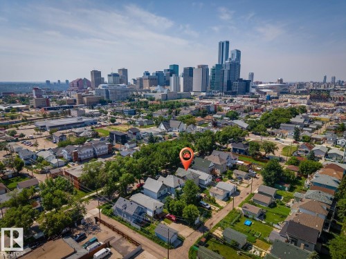 9526 106A Avenue Nw, Edmonton, AB - Outdoor With View