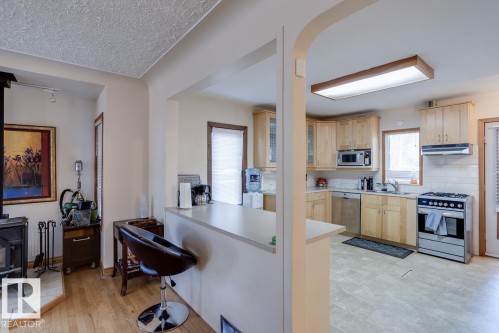14002 106 Avenue Nw, Edmonton, AB 