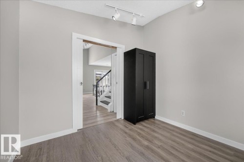 18911 58 Avenue Nw, Edmonton, AB 