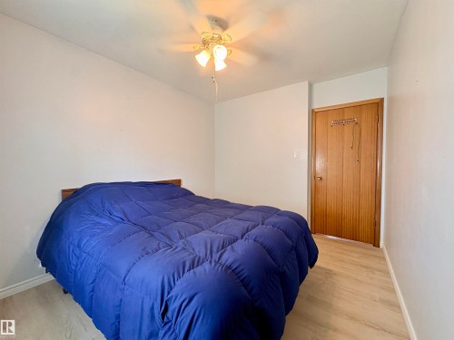 3834 110 Avenue Nw, Edmonton, AB 