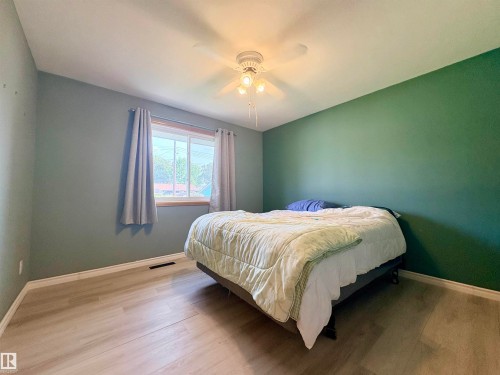 3834 110 Avenue Nw, Edmonton, AB 