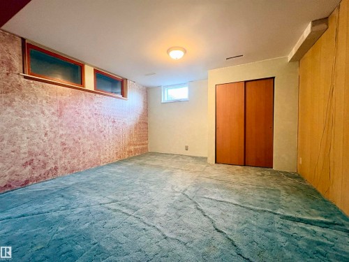 3834 110 Avenue Nw, Edmonton, AB 