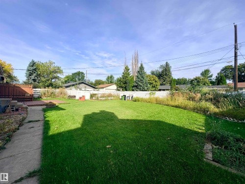 3834 110 Avenue Nw, Edmonton, AB 
