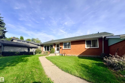 3834 110 Avenue Nw, Edmonton, AB 