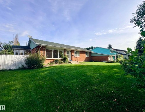 3834 110 Avenue Nw, Edmonton, AB 
