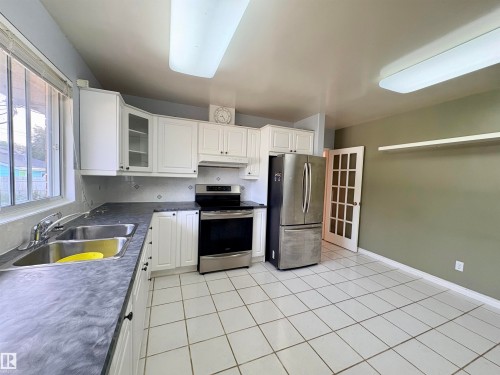 3834 110 Avenue Nw, Edmonton, AB 