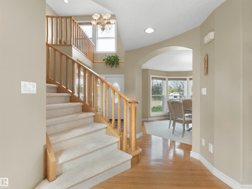 915 Picard Drive Nw, Edmonton, AB 
