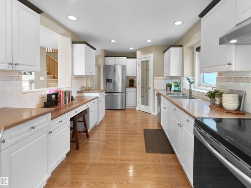 915 Picard Drive Nw, Edmonton, AB 