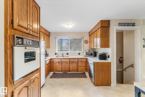 16807 98 Avenue Nw, Edmonton, AB 
