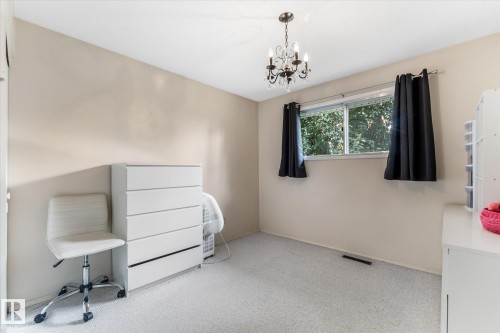 16807 98 Avenue Nw, Edmonton, AB 