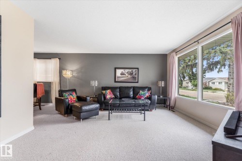 16807 98 Avenue Nw, Edmonton, AB 