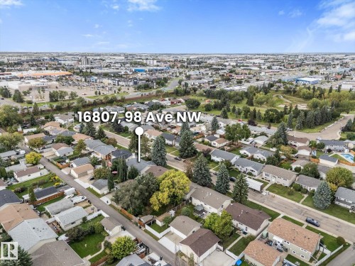 16807 98 Avenue Nw, Edmonton, AB 
