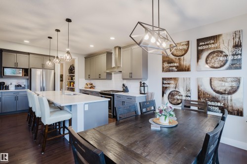 15820 15 Avenue Sw, Edmonton, AB 