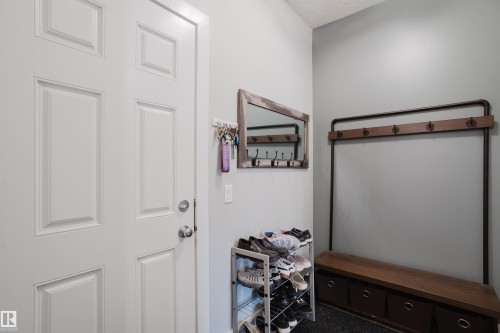 15820 15 Avenue Sw, Edmonton, AB 
