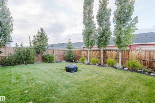 15820 15 Avenue Sw, Edmonton, AB 