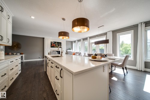 17707 9A Avenue Sw, Edmonton, AB 