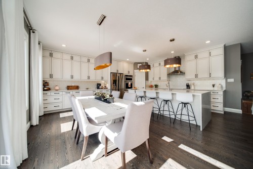 17707 9A Avenue Sw, Edmonton, AB 
