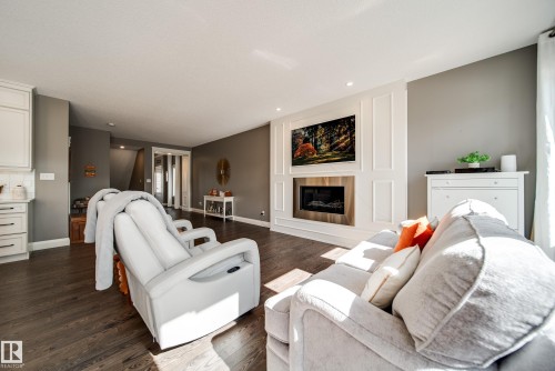 17707 9A Avenue Sw, Edmonton, AB 