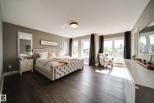 17707 9A Avenue Sw, Edmonton, AB 