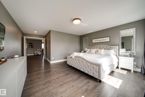 17707 9A Avenue Sw, Edmonton, AB 