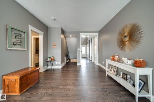 17707 9A Avenue Sw, Edmonton, AB 