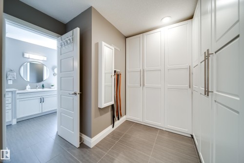 17707 9A Avenue Sw, Edmonton, AB 