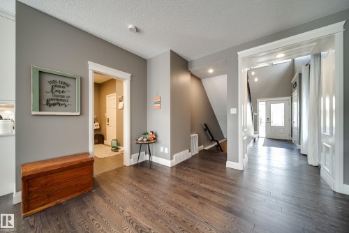 17707 9A Avenue Sw, Edmonton, AB 