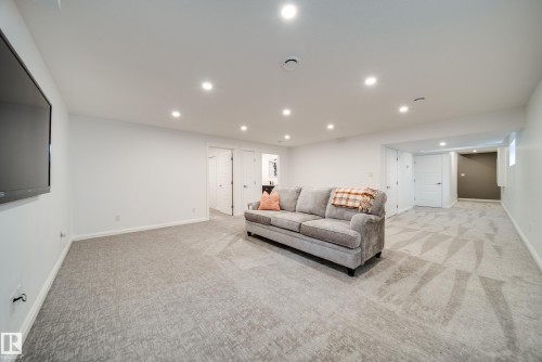 17707 9A Avenue Sw, Edmonton, AB 