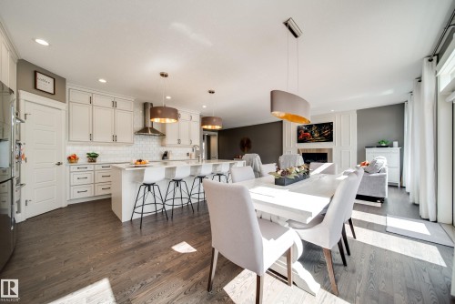 17707 9A Avenue Sw, Edmonton, AB 