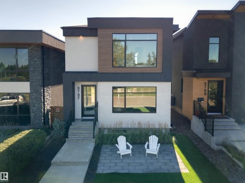 8707 Strathearn Crescent Nw, Edmonton, AB 