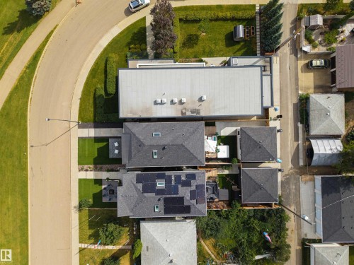 8707 Strathearn Crescent Nw, Edmonton, AB 