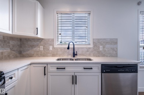 404 Hemingway Road Nw, Edmonton, AB 